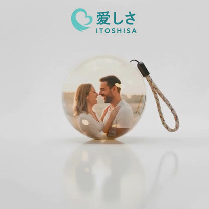 ITOSHISA™ メモリア・クリスタル | 想い出を映すパーソナライズ動画オーブ